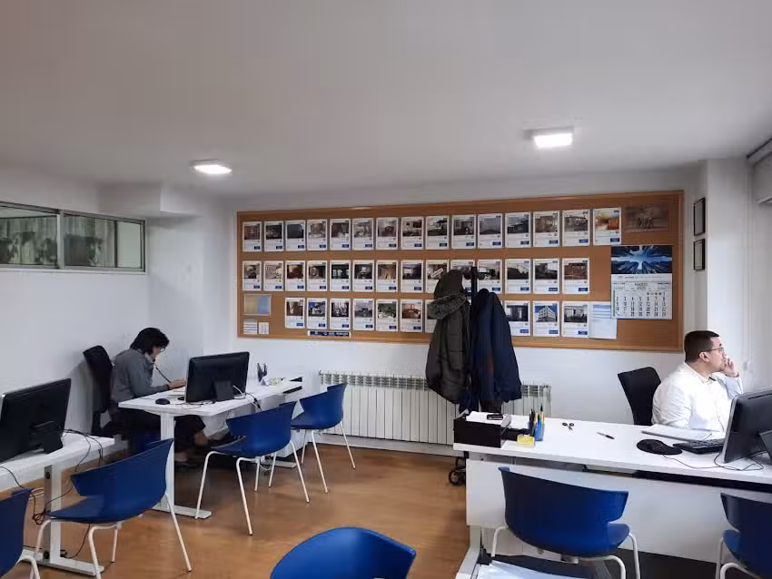 LOMARINO9 – Best House-Santiago PlazaVigo