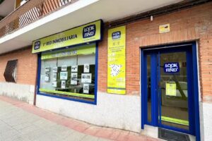 LOOK AND FIND PARACUELLOS