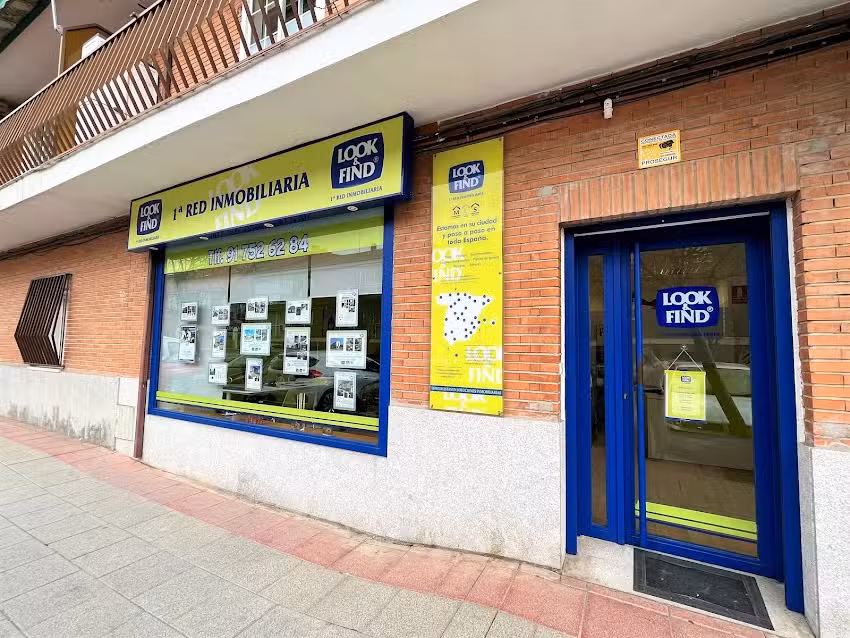 LOOK AND FIND PARACUELLOS