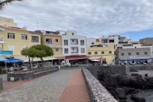 Los Abrigos Properties