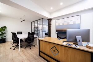 Lucas Fox — A Dils company