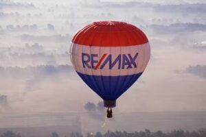 Luis Enrique Villar Liñán – Agente RE/MAX Innova –