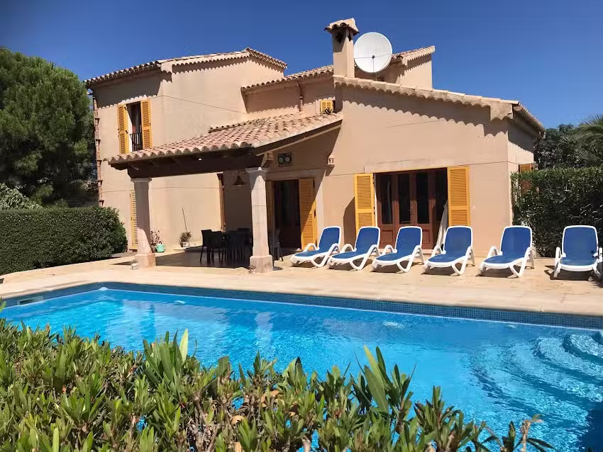 LUXURY VILLAS MALLORCA