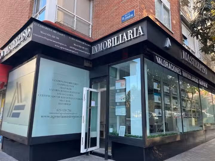 MASTERPISO – Inmobiliaria en Aluche – Calle Camarena
