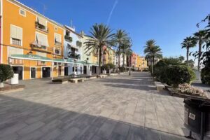 MONICA HOUSES REAL ESTATE