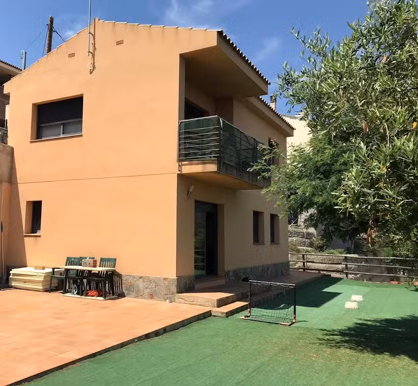 nombre comercial servi&api servicios inmobiliarios