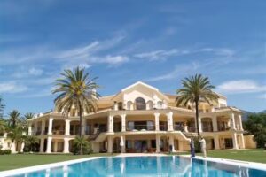 Ortega Inmobiliaria Real Estate Agent