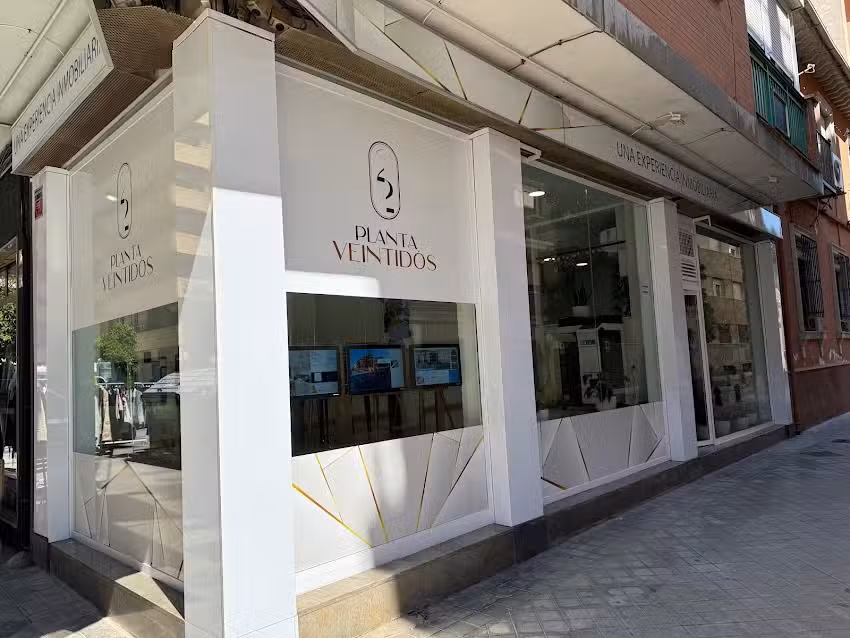 Planta Veintidós Inmobiliaria