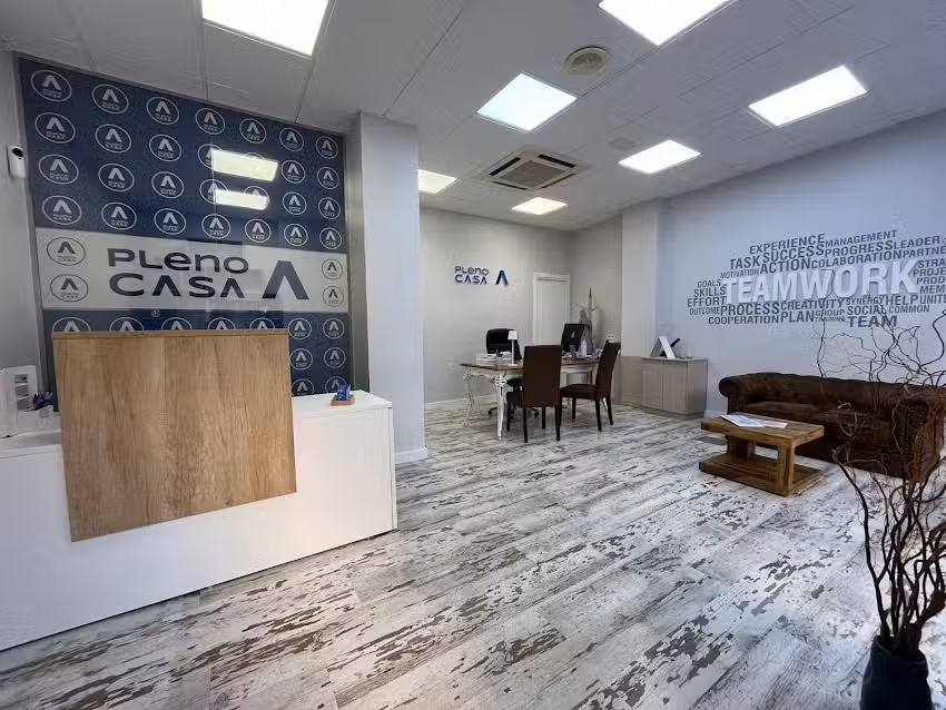 PLENOCASA FUENGIROLA CENTRO