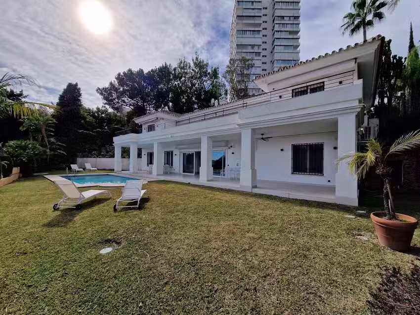 PropiedadEsteph – Real Estate