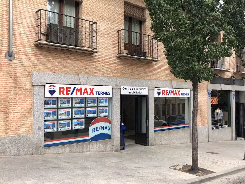 RE/MAX TERMES III – NAVALCARNERO