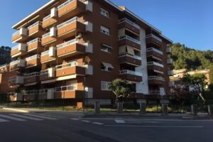 Reformas y Finques Bustos