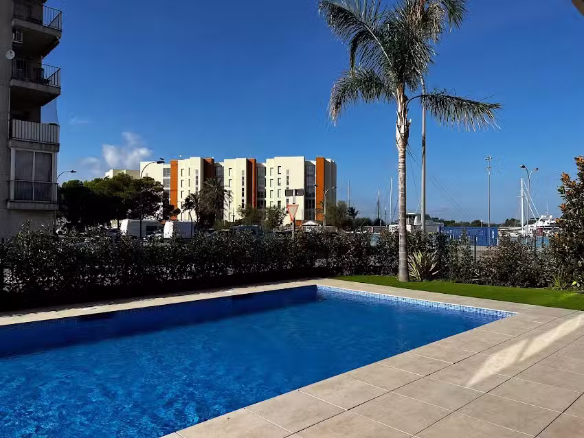 Remax Brava Inmobiliaria Roses