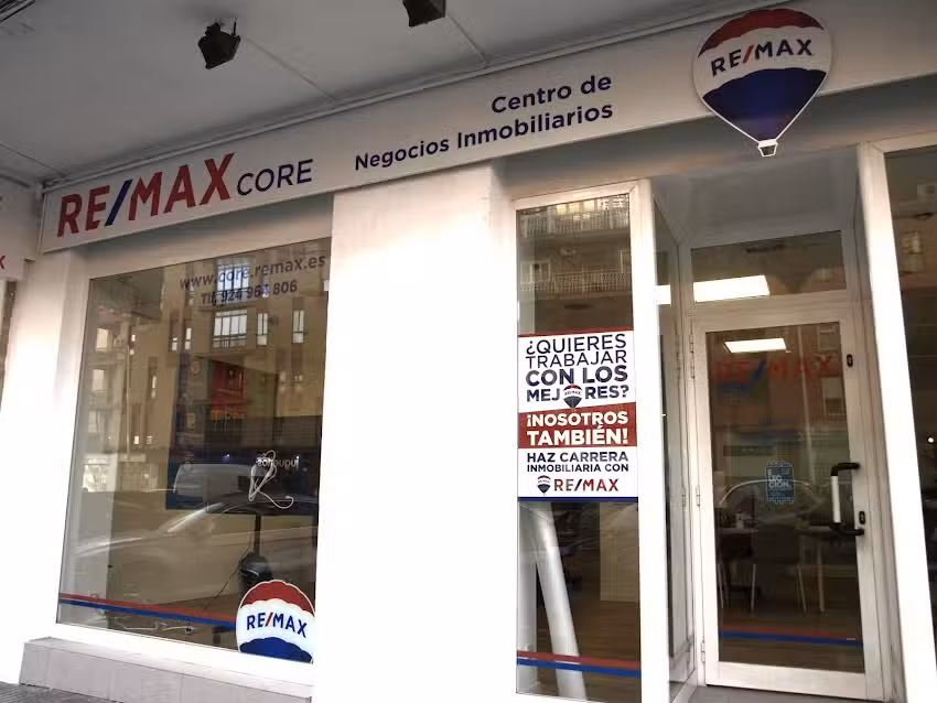 REMAX CORE – Inmobiliaria Badajoz