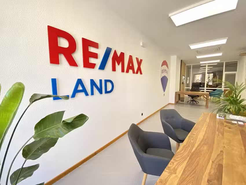 REMAX Land Inmobiliaria Mallorca
