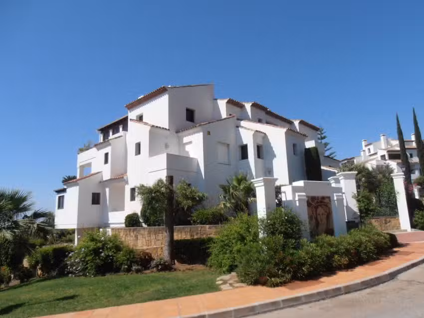 Rueda Y Toro Inmobiliaria