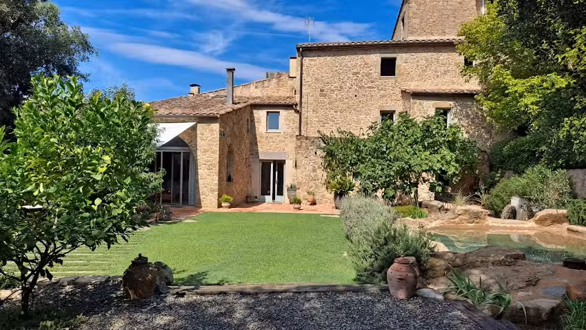 Rustic Bisbal Inmobiliaria