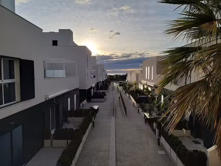 STYLEHOME REAL ESTATE