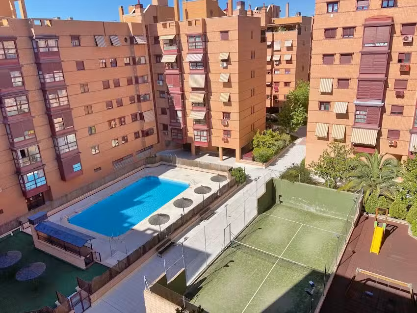 Tecnocasa agencia inmobiliaria