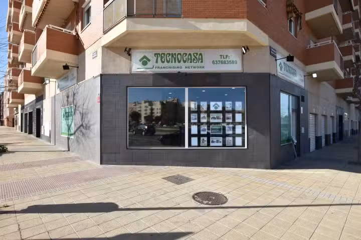 Tecnocasa agencia inmobiliaria