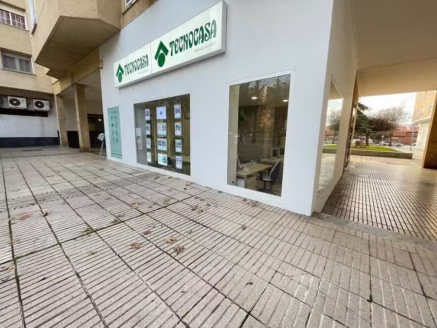 Tecnocasa agencia inmobiliaria
