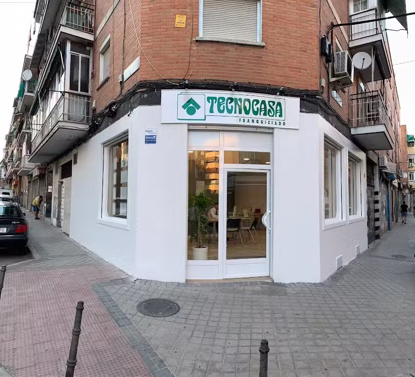 Tecnocasa agencia inmobiliaria