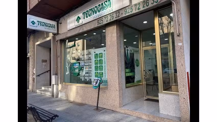 Tecnocasa agencia inmobiliaria