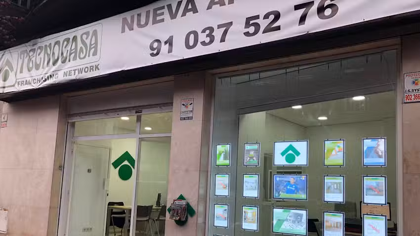 Tecnocasa agencia inmobiliaria