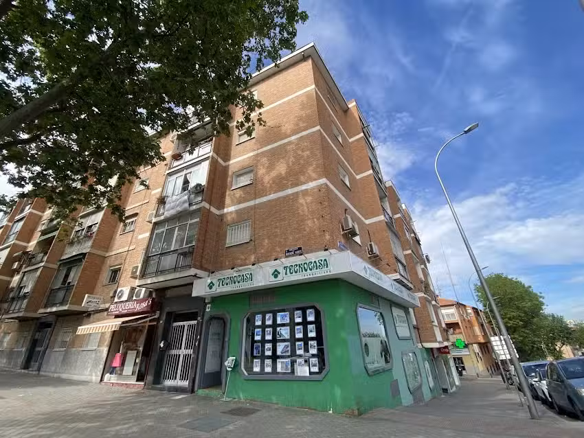 Tecnocasa agencia inmobiliaria