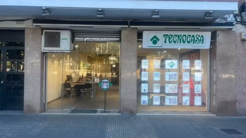 Tecnocasa agencia inmobiliaria