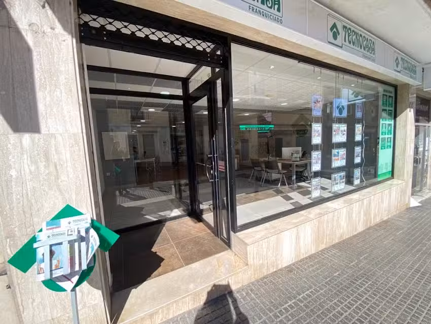 Tecnocasa agencia inmobiliaria