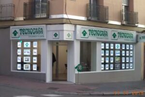 Tecnocasa agencia inmobiliaria