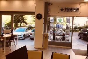 Tecnocasa agencia inmobiliaria