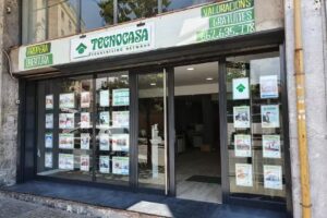 Tecnocasa agencia inmobiliaria