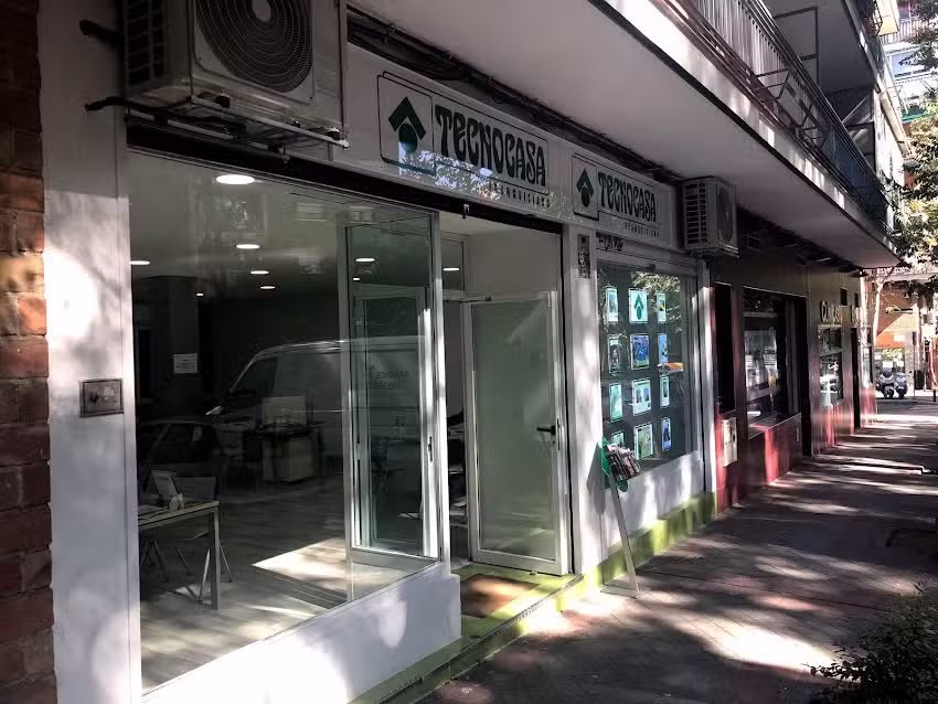 Tecnocasa agencia inmobiliaria