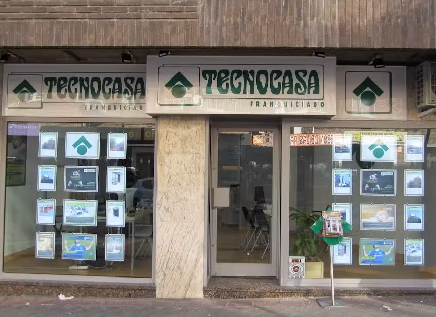 Tecnocasa agencia inmobiliaria
