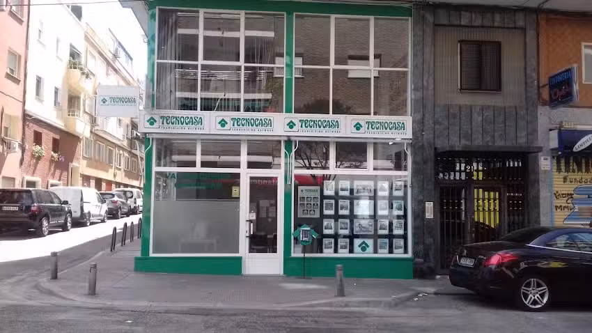 Tecnocasa agencia inmobiliaria
