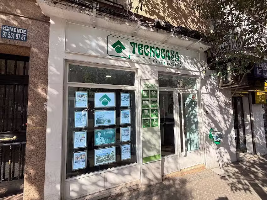 Tecnocasa agencia inmobiliaria