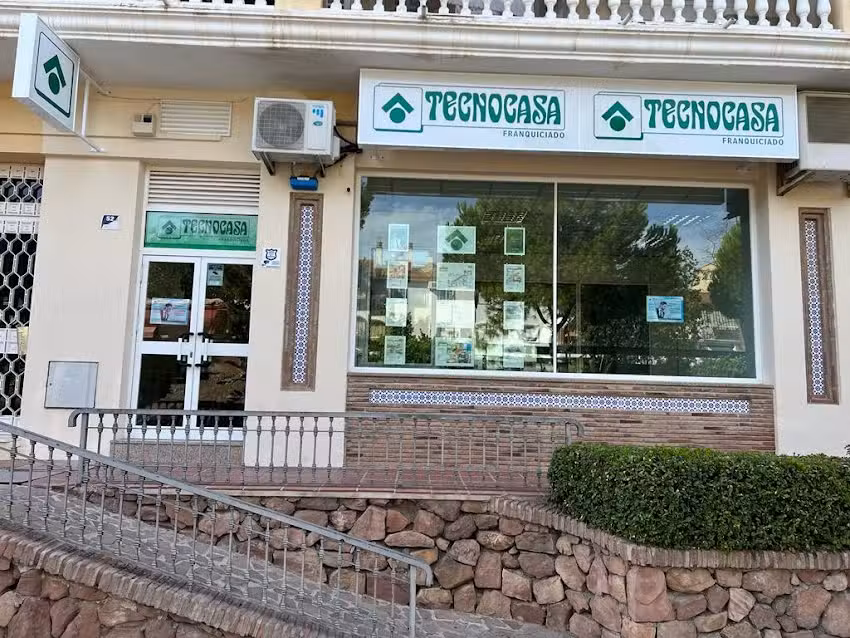 Tecnocasa agencia inmobiliaria