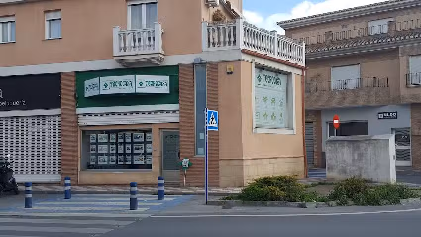 Tecnocasa agencia inmobiliaria