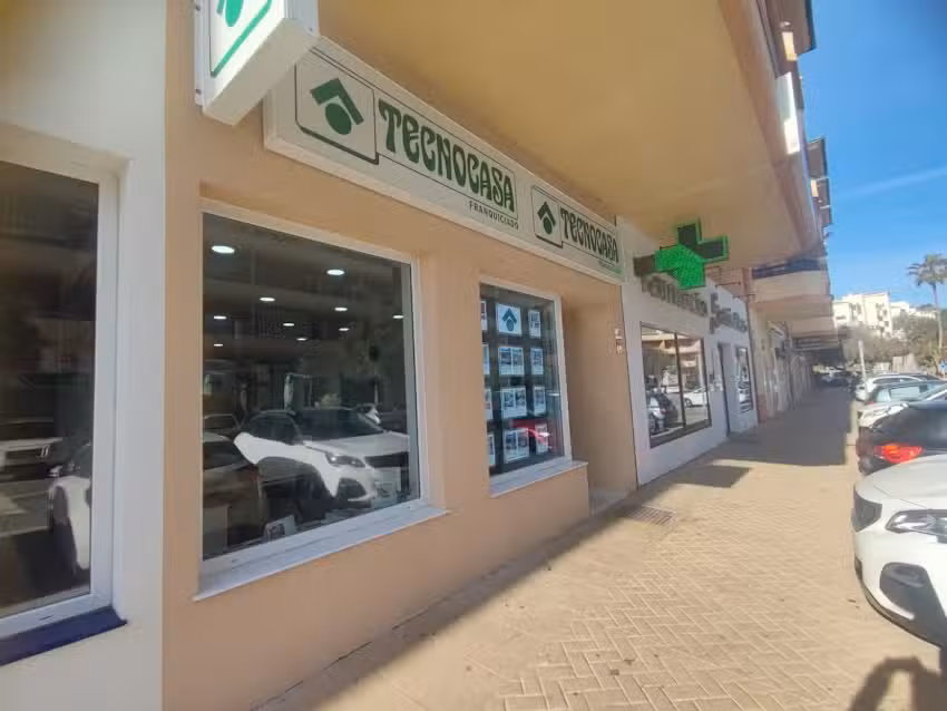 Tecnocasa agencia inmobiliaria