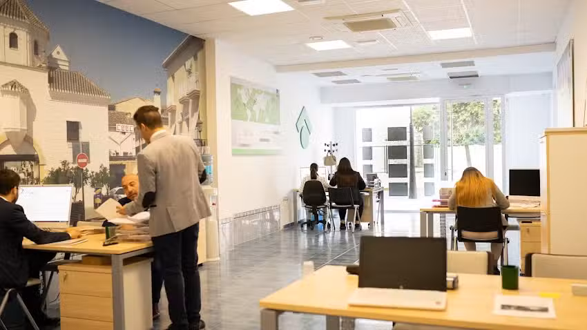 Tecnocasa agencia inmobiliaria