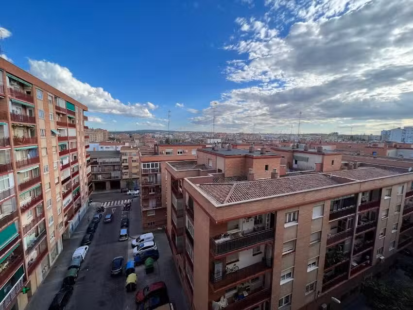 Tecnocasa agencia inmobiliaria