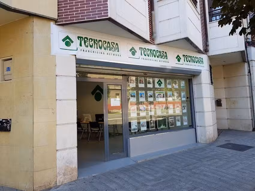 Tecnocasa agencia inmobiliaria