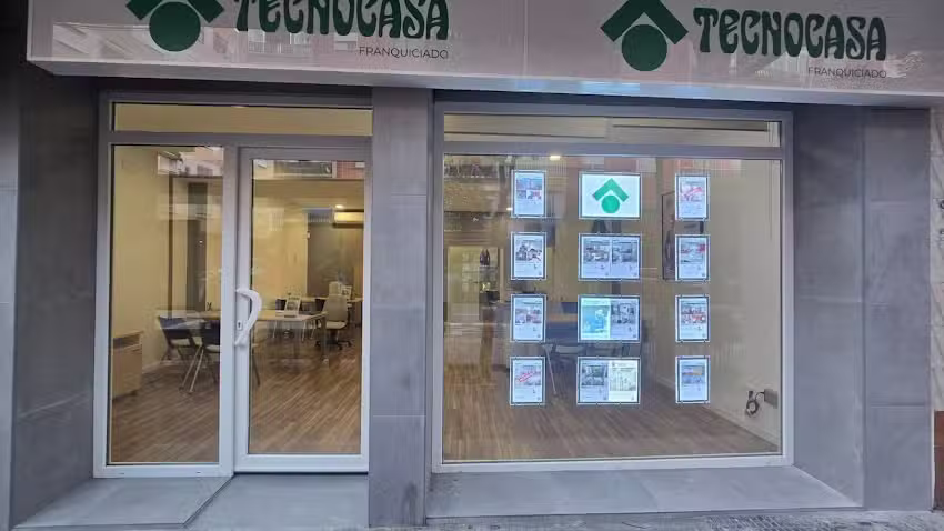 Tecnocasa agencia inmobiliaria
