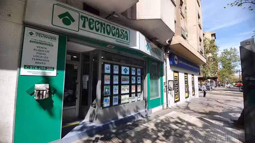 Tecnocasa agencia inmobiliaria
