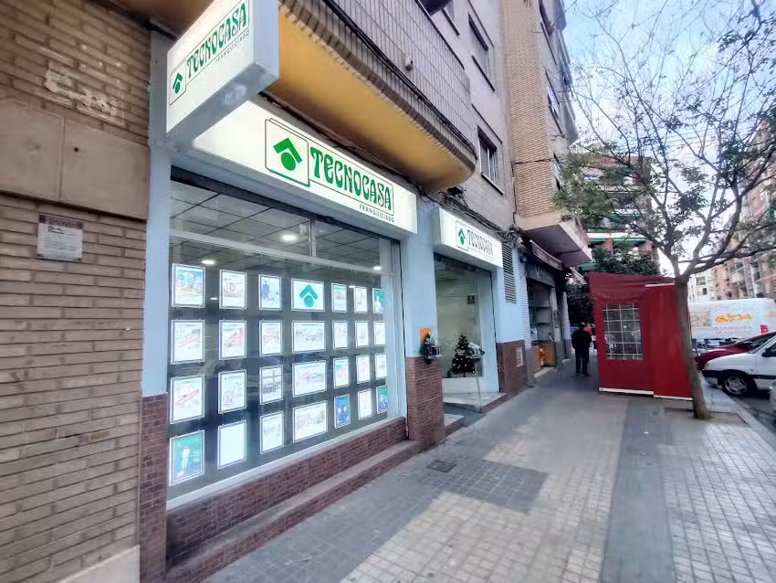 Tecnocasa agencia inmobiliaria