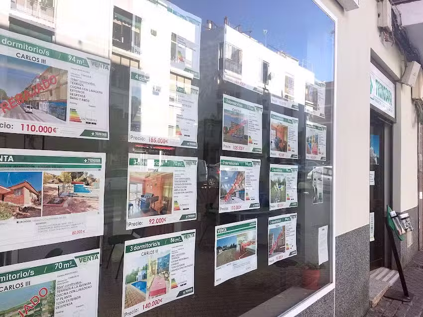 Tecnocasa agencia inmobiliaria