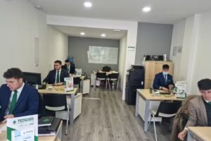 Tecnocasa agencia inmobiliaria