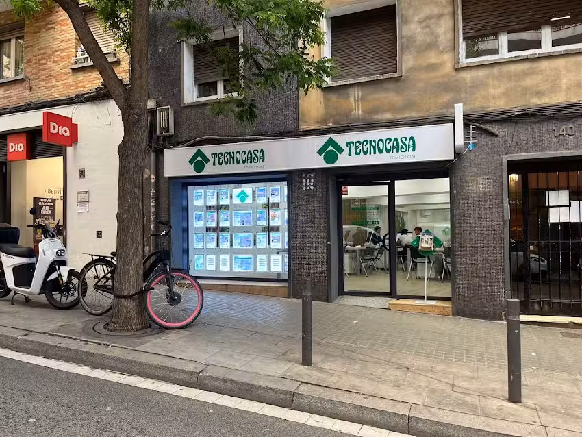 Tecnocasa agencia inmobiliaria